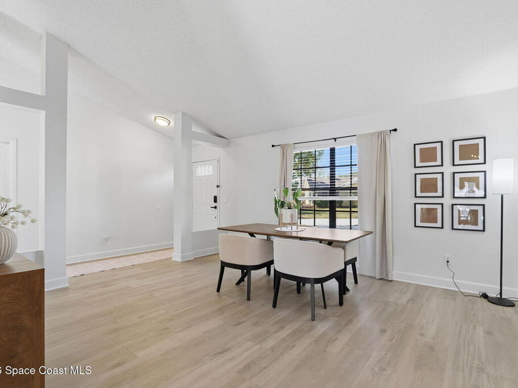 2420 Bent Pine Street, Melbourne, FL 32935