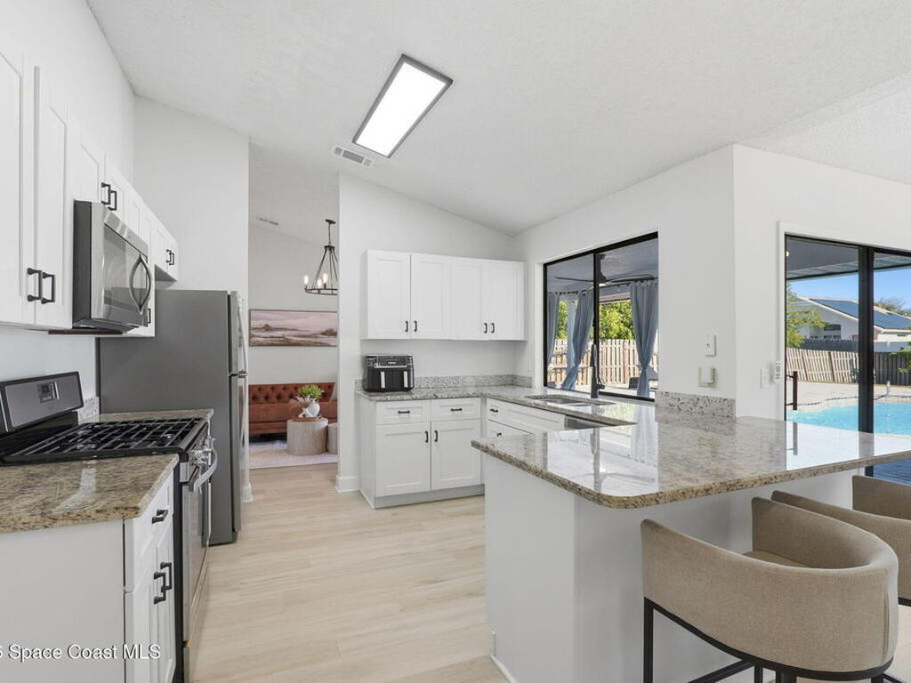 2420 Bent Pine Street, Melbourne, FL 32935