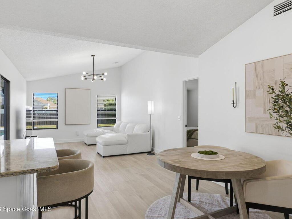 2420 Bent Pine Street, Melbourne, FL 32935