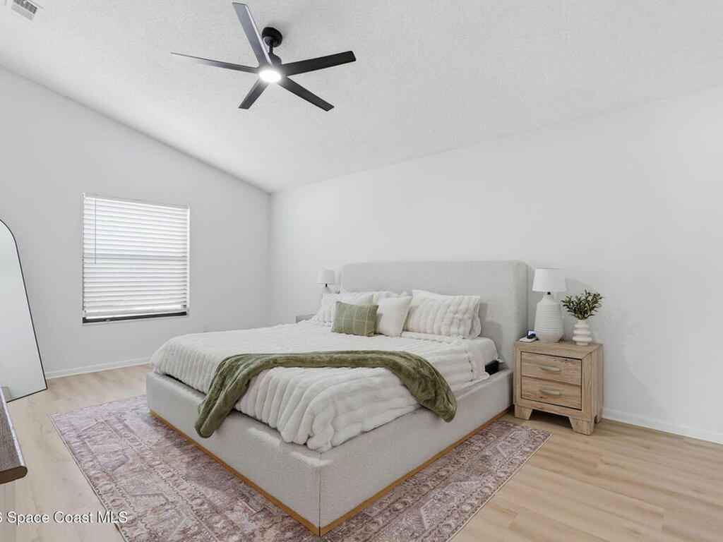 2420 Bent Pine Street, Melbourne, FL 32935