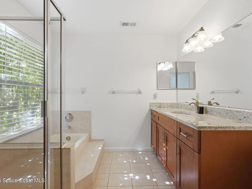 2420 Bent Pine Street, Melbourne, FL 32935