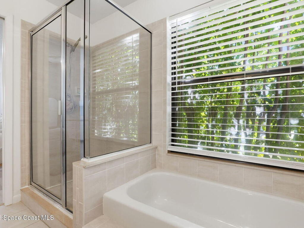 2420 Bent Pine Street, Melbourne, FL 32935