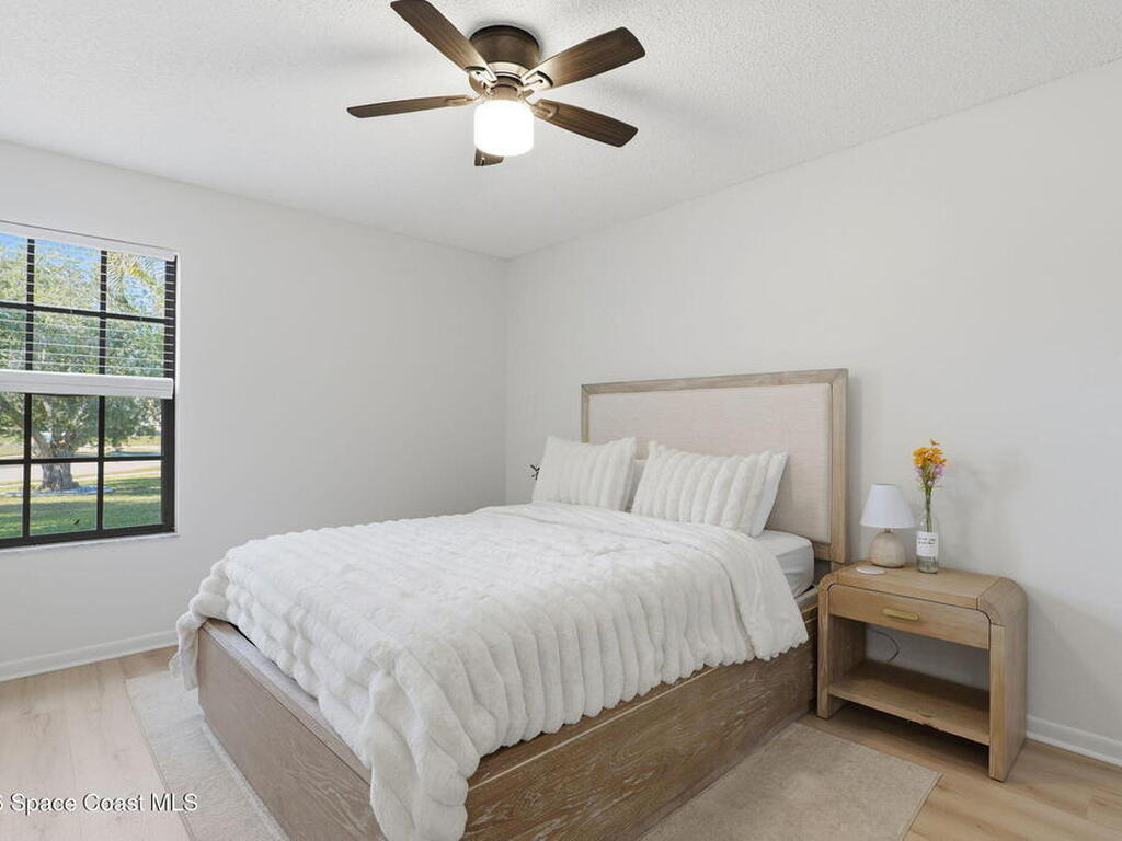 2420 Bent Pine Street, Melbourne, FL 32935