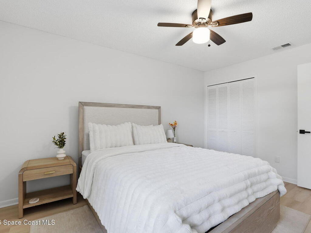 2420 Bent Pine Street, Melbourne, FL 32935