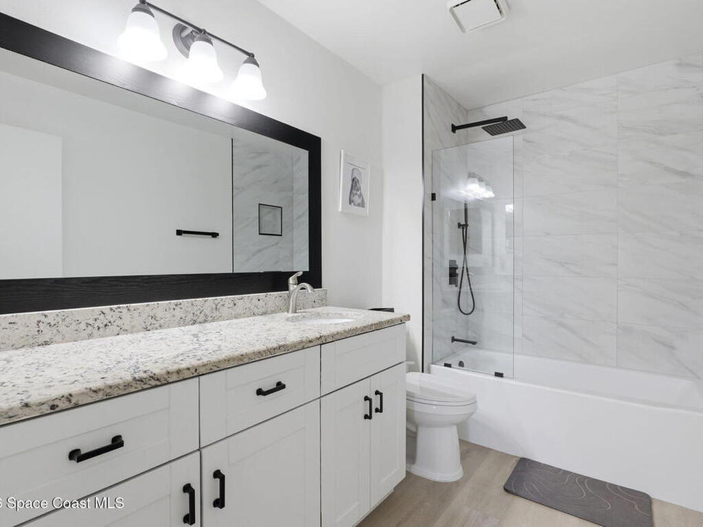 2420 Bent Pine Street, Melbourne, FL 32935