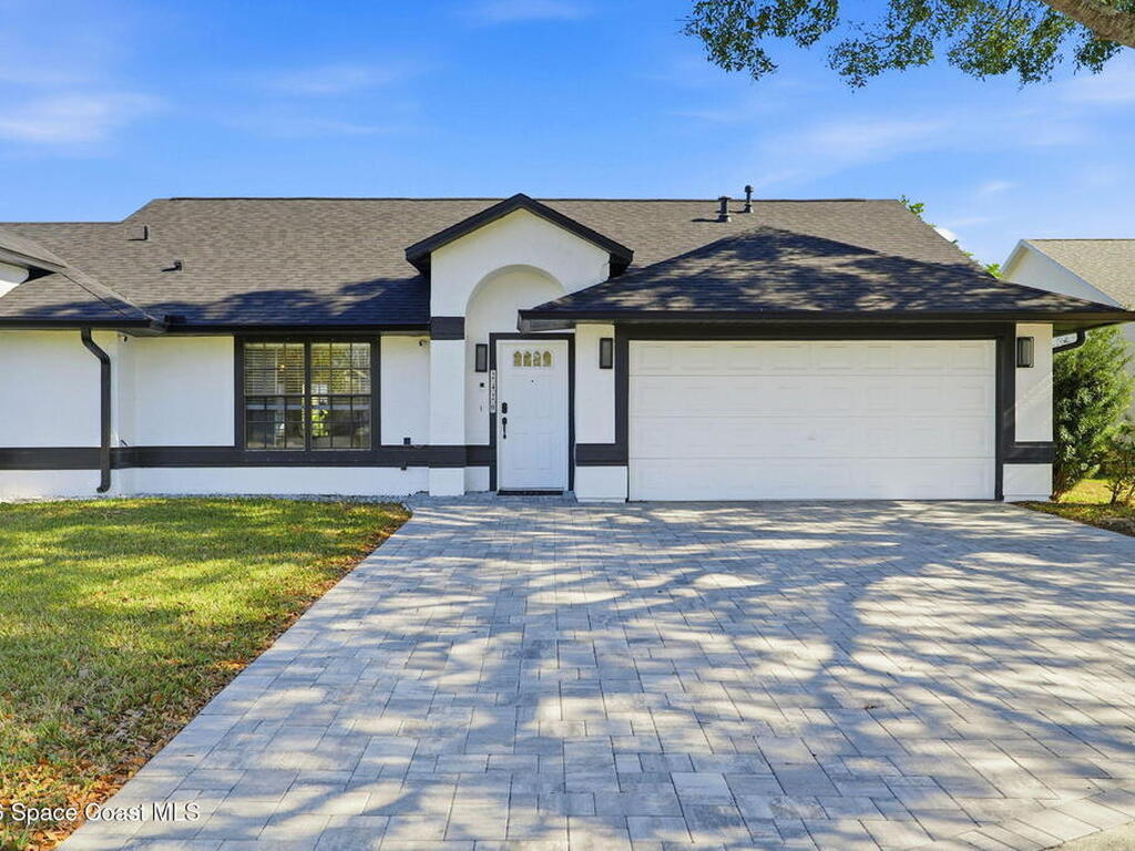 2420 Bent Pine Street, Melbourne, FL 32935