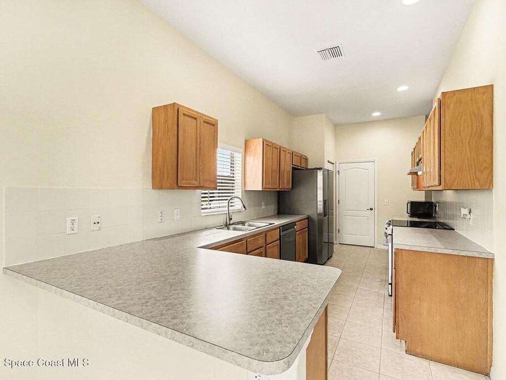 5392 Outlook Drive, Melbourne, FL 32940