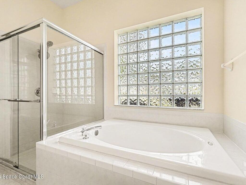 5392 Outlook Drive, Melbourne, FL 32940