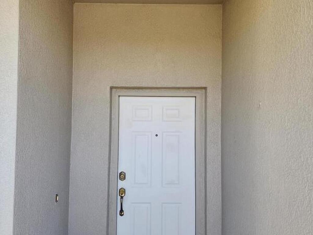 5392 Outlook Drive, Melbourne, FL 32940