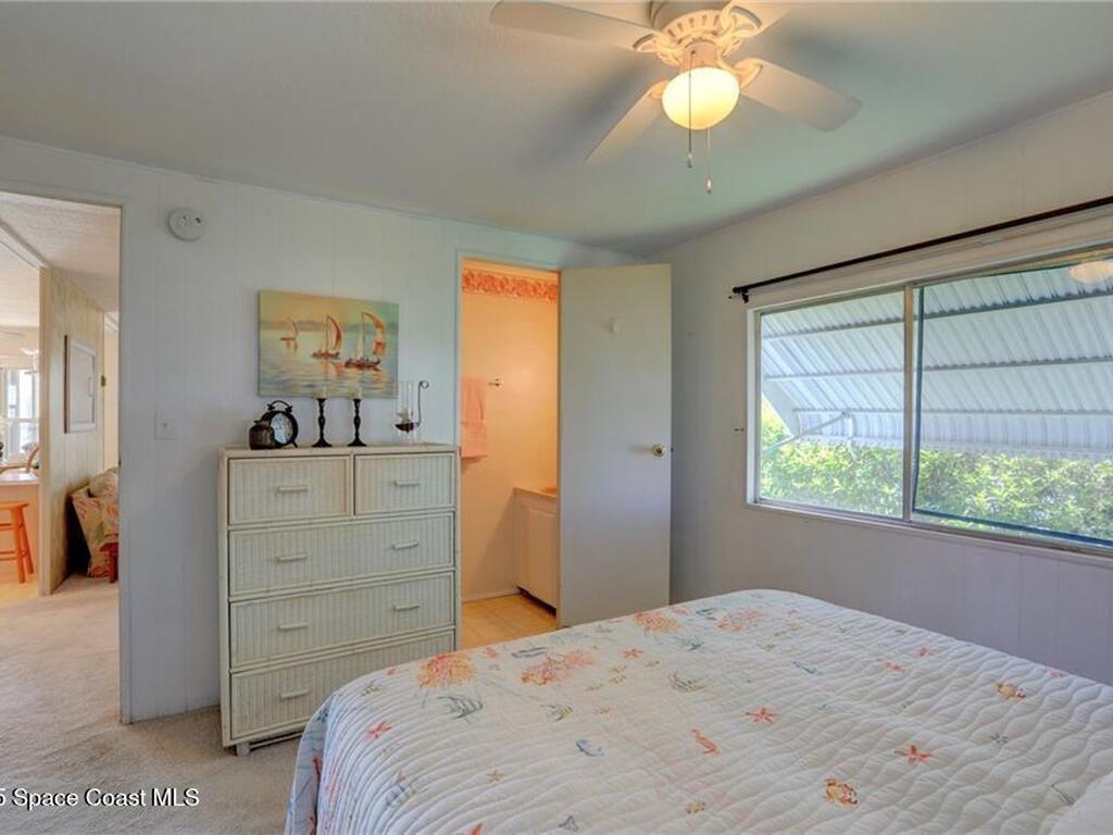 912 Oriole Circle, Barefoot Bay, FL 32976