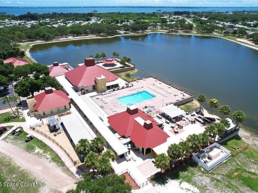 912 Oriole Circle, Barefoot Bay, FL 32976