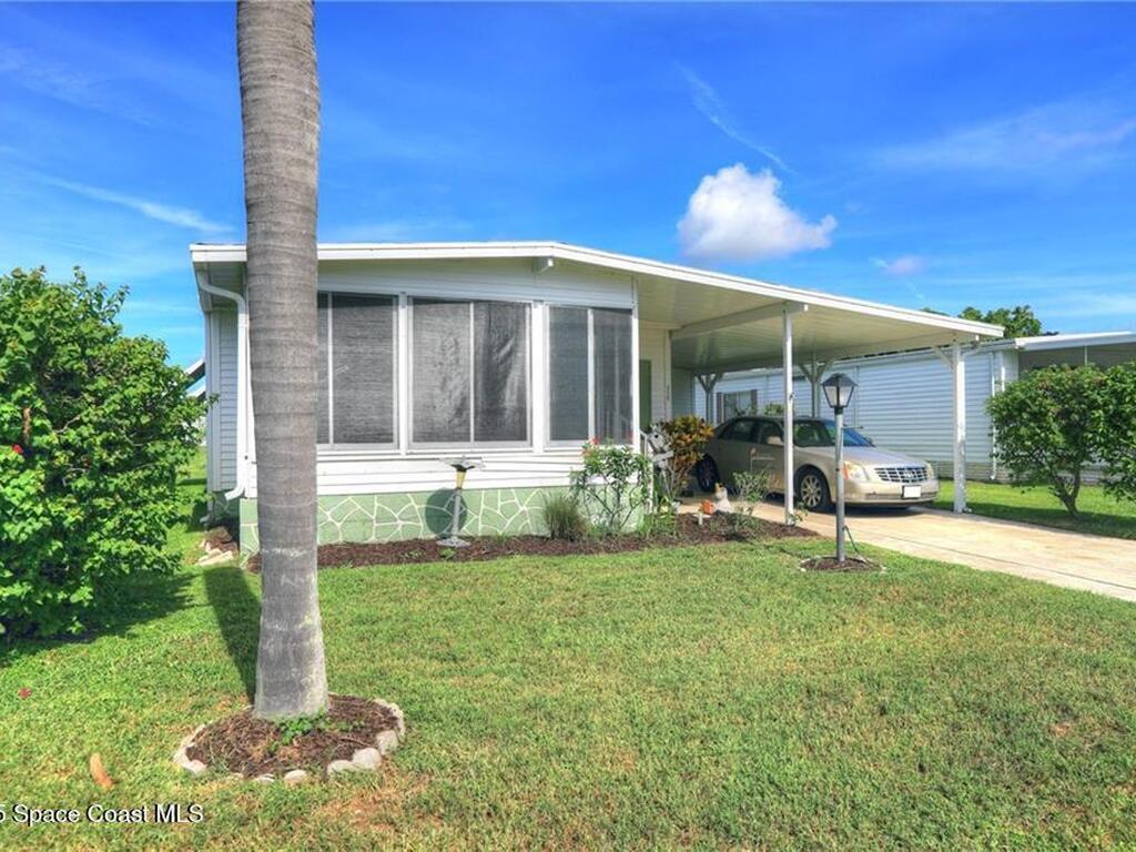 912 Oriole Circle, Barefoot Bay, FL 32976