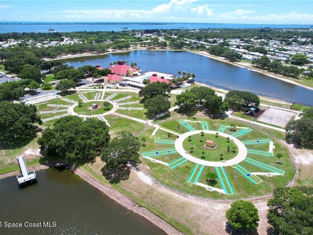 912 Oriole Circle, Barefoot Bay, FL 32976