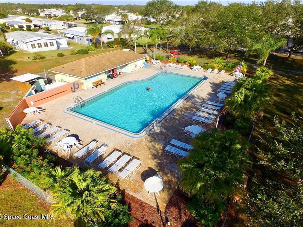 912 Oriole Circle, Barefoot Bay, FL 32976