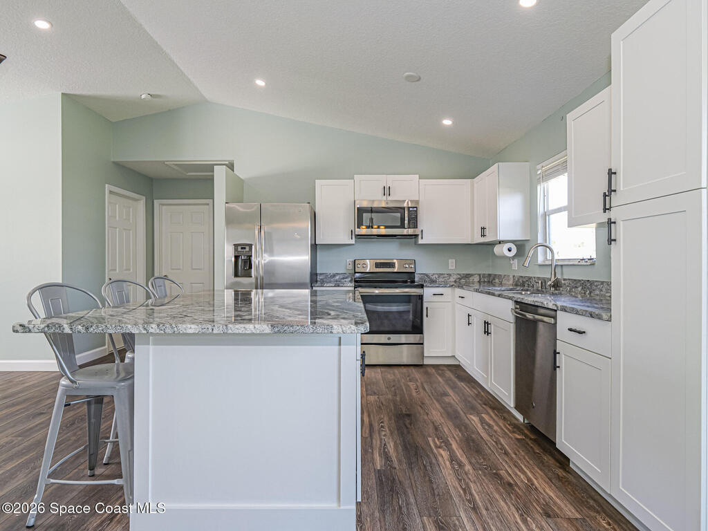 756 18th Place, Vero Beach, FL 32962