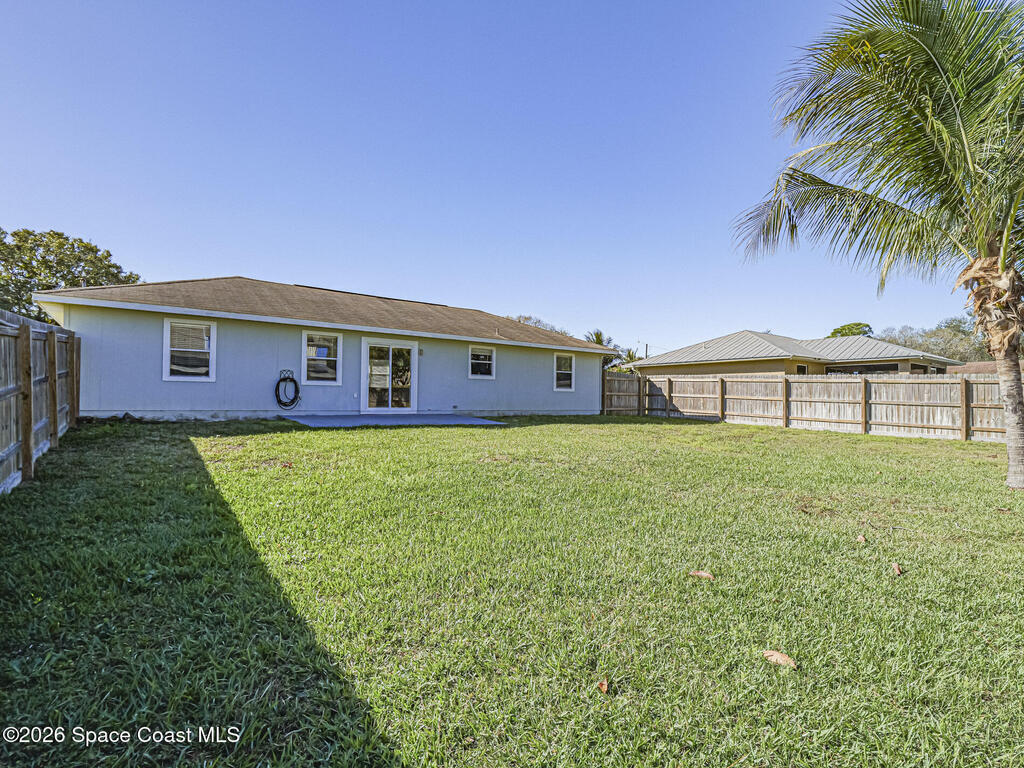 756 18th Place, Vero Beach, FL 32962