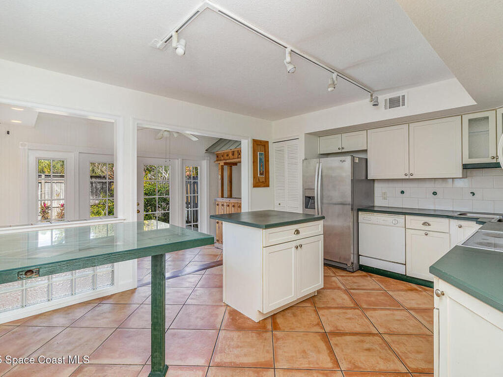 1800 S Orlando Avenue, Cocoa Beach, FL 32931