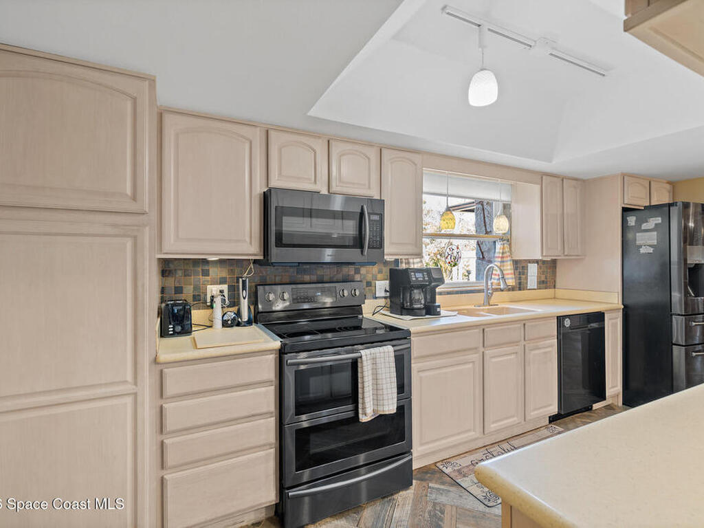 1497 Hendren Drive, Melbourne, FL 32935