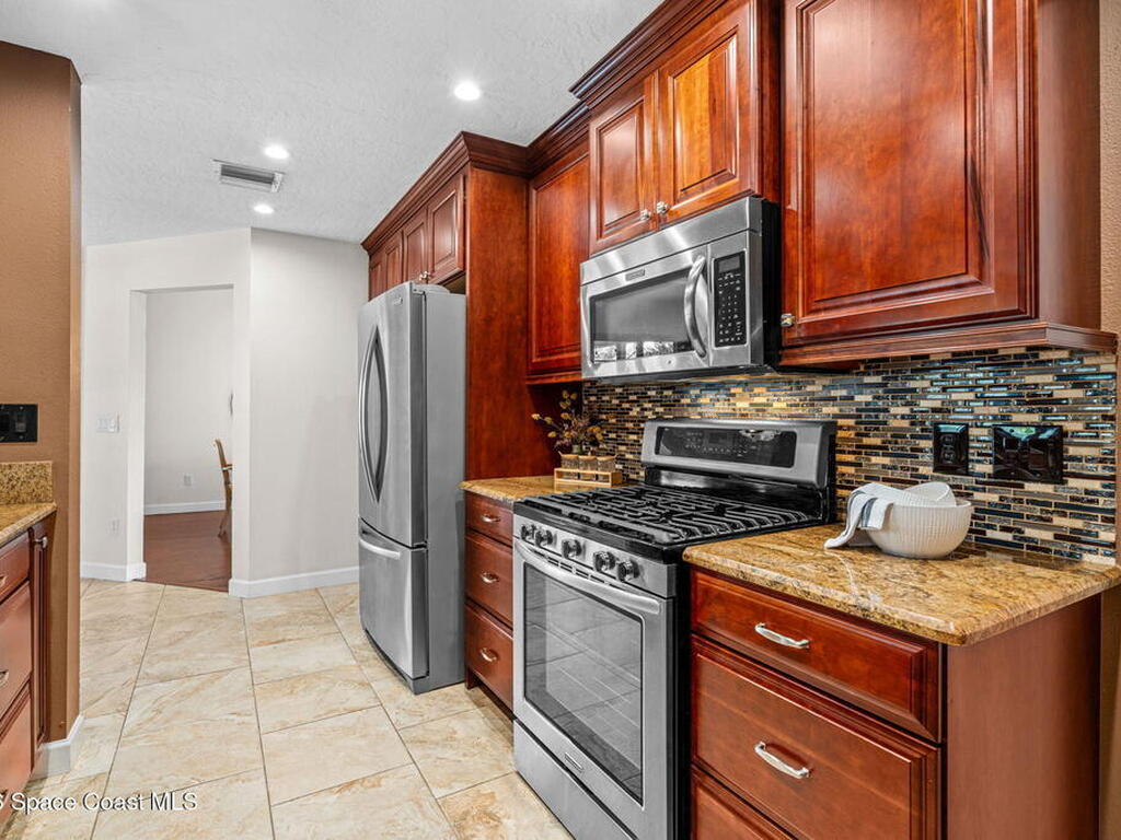 1010 Pelican Lane, Rockledge, FL 32955