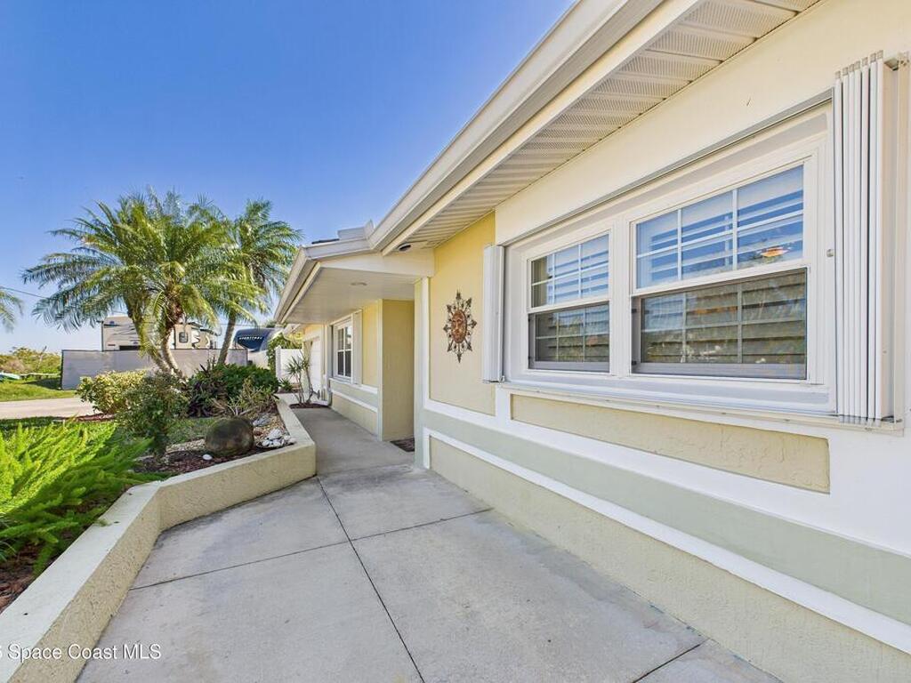 1755 S Harbor Drive, Merritt Island, FL 32952