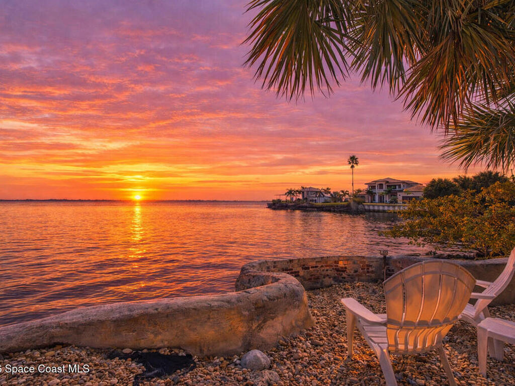 1755 S Harbor Drive, Merritt Island, FL 32952