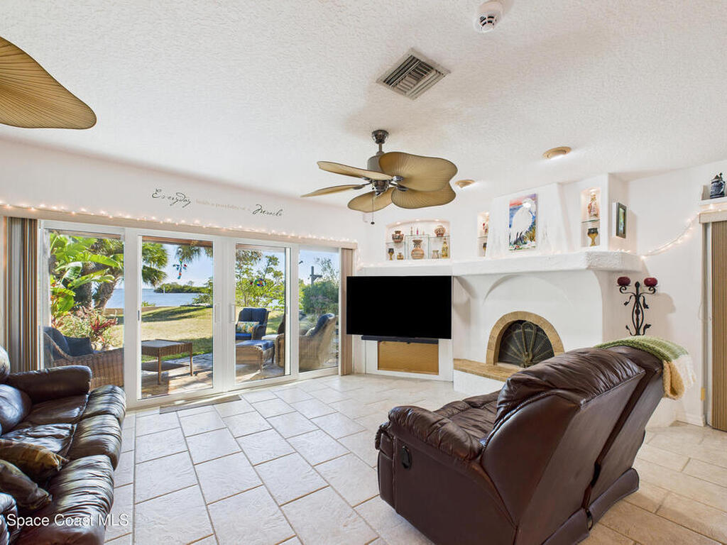 1755 S Harbor Drive, Merritt Island, FL 32952