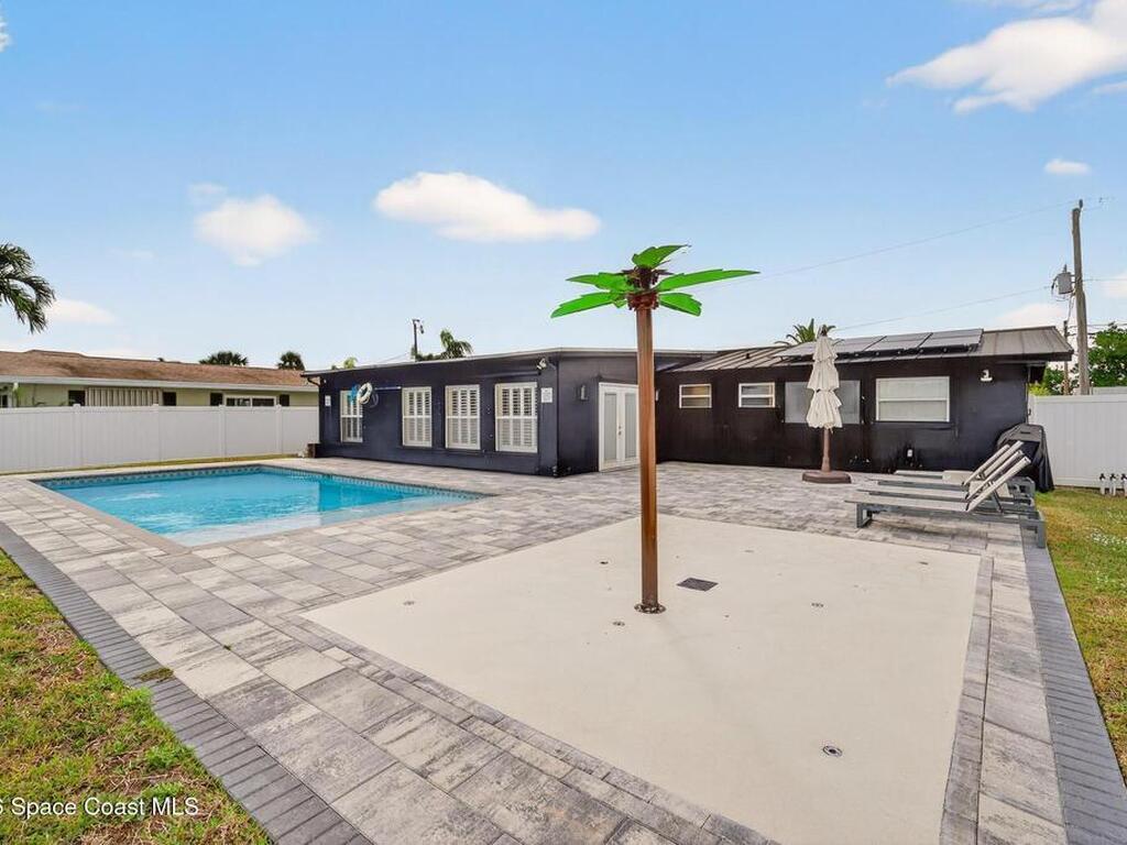 113 Deleon Road, Cocoa Beach, FL 32931