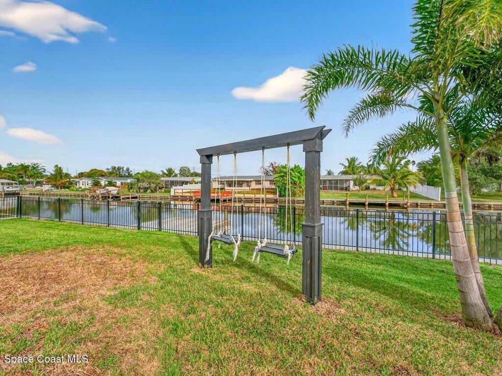 113 Deleon Road, Cocoa Beach, FL 32931