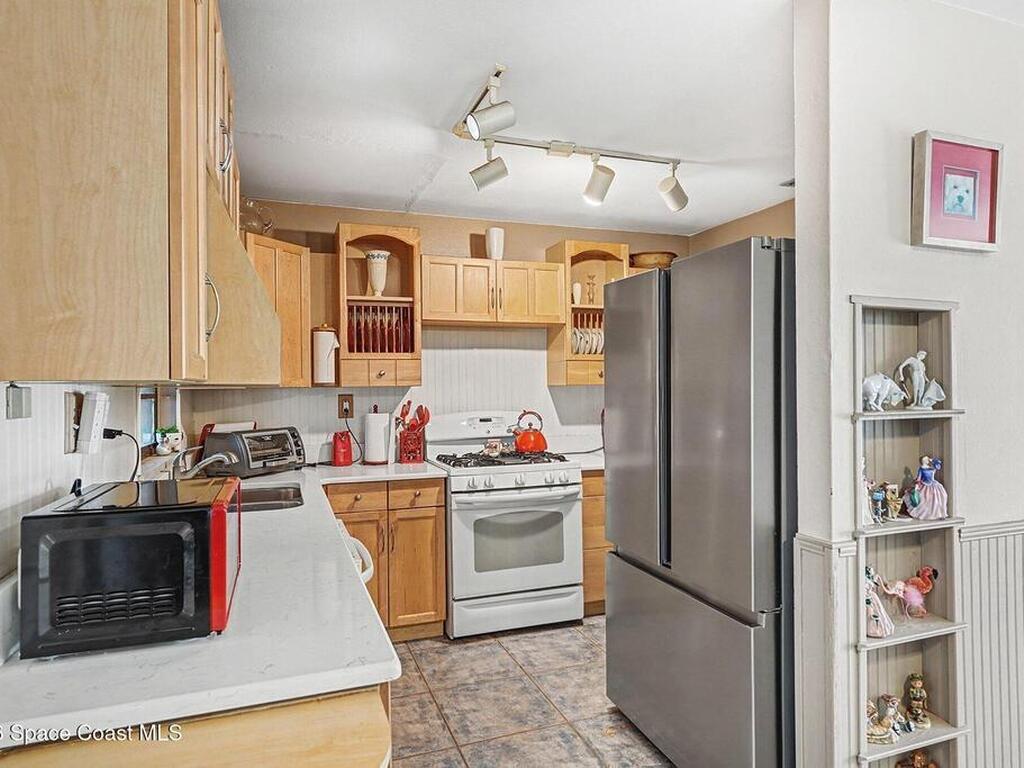 972 Garfield Street, Melbourne, FL 32935