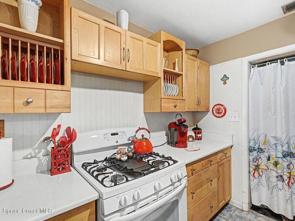 972 Garfield Street, Melbourne, FL 32935