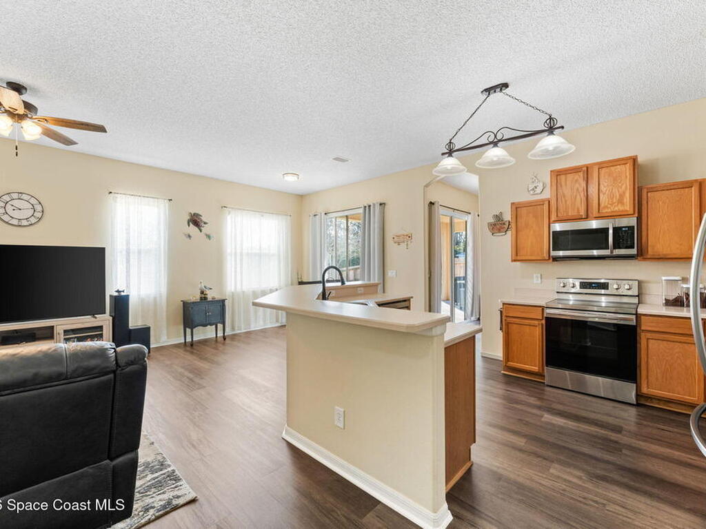 1005 Blau Court, Palm Bay, FL 32907