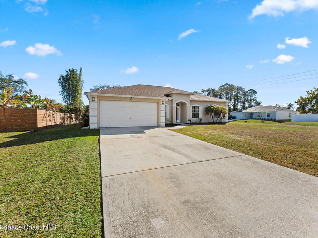 1005 Blau Court, Palm Bay, FL 32907