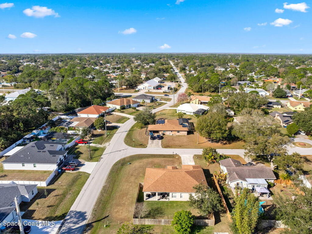 1005 Blau Court, Palm Bay, FL 32907