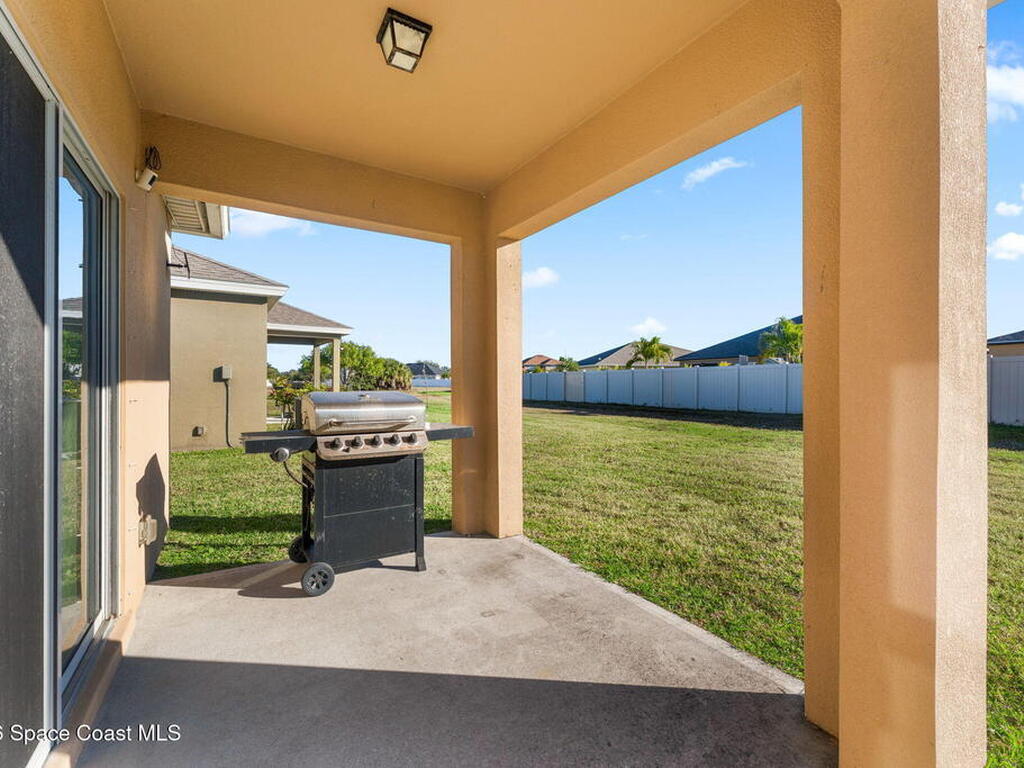 447 Moray Drive, Palm Bay, FL 32908