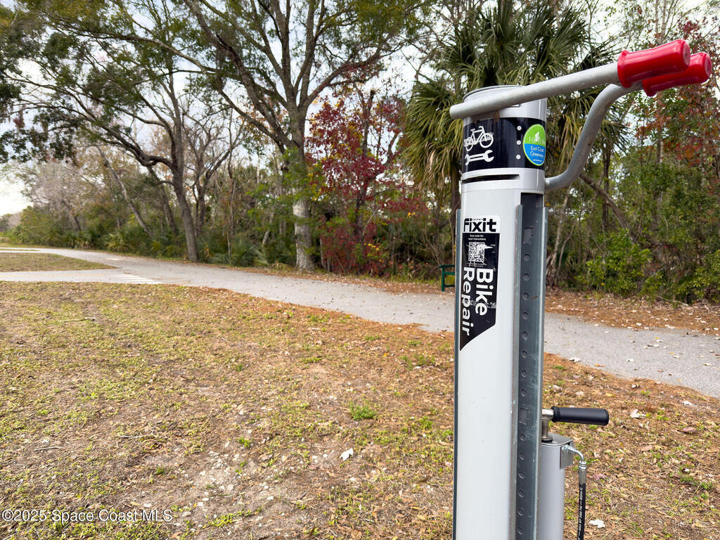 5000 Gandy Road, Mims, FL 32754