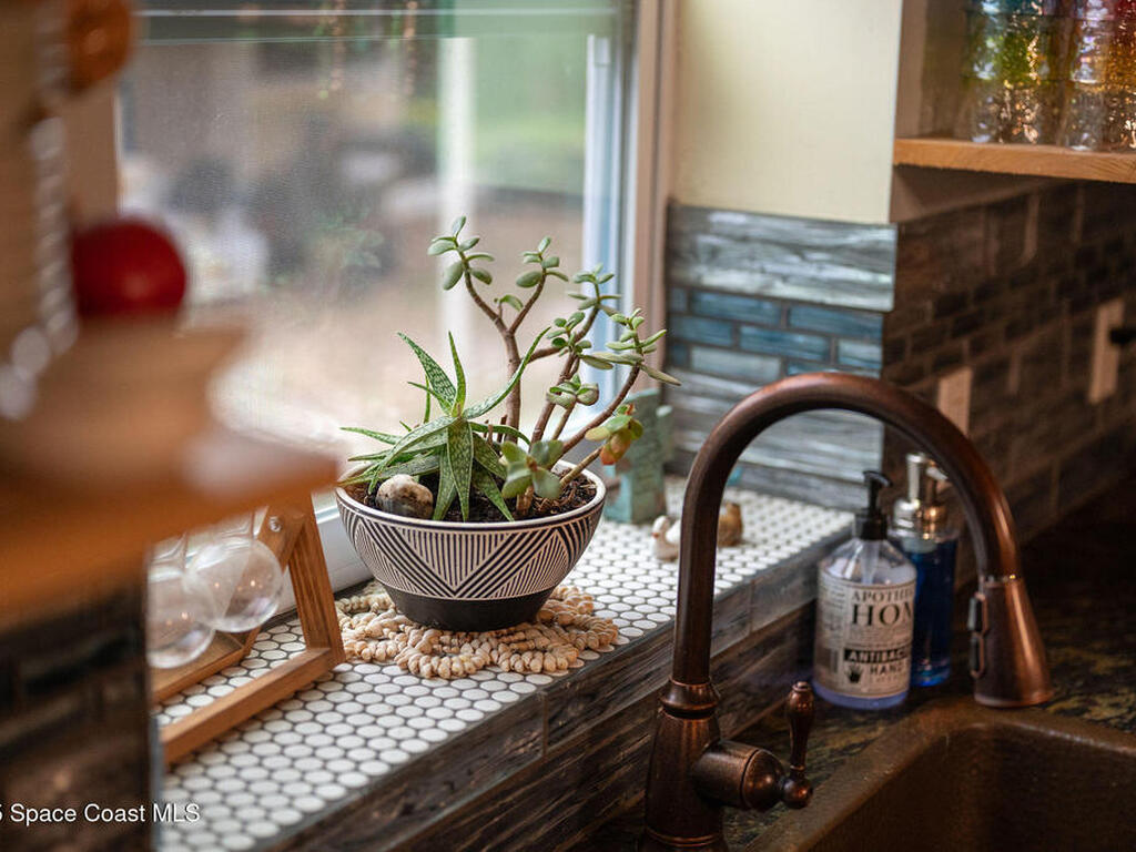 5000 Gandy Road, Mims, FL 32754