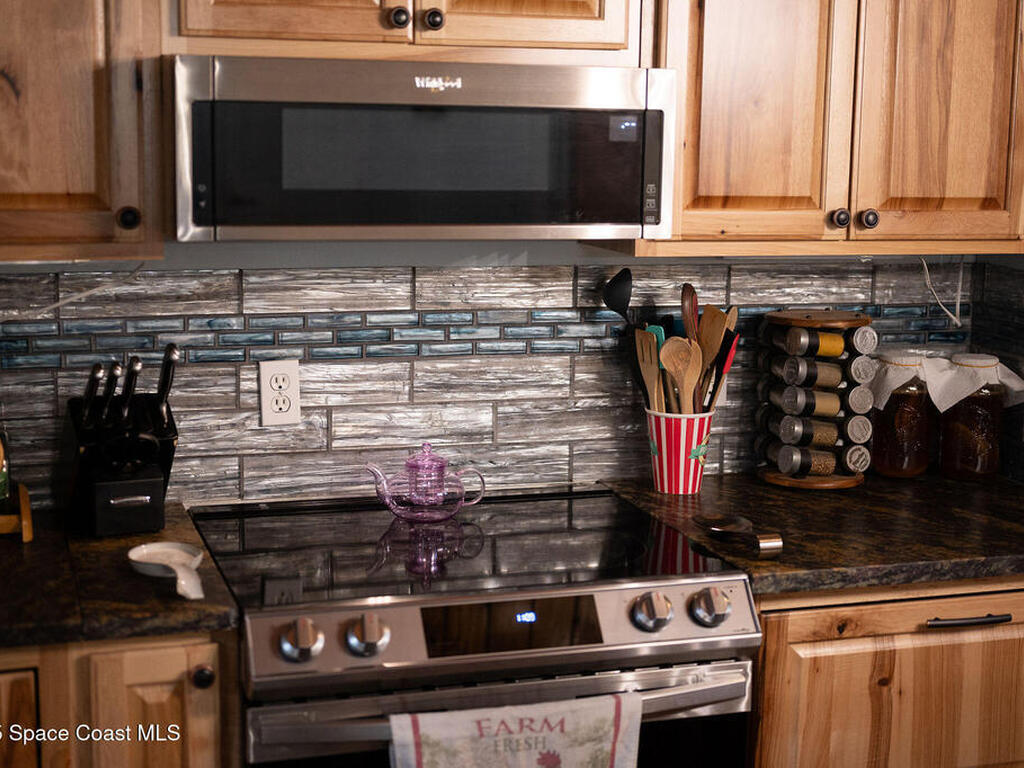 5000 Gandy Road, Mims, FL 32754