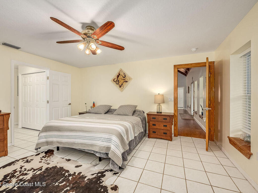 5000 Gandy Road, Mims, FL 32754