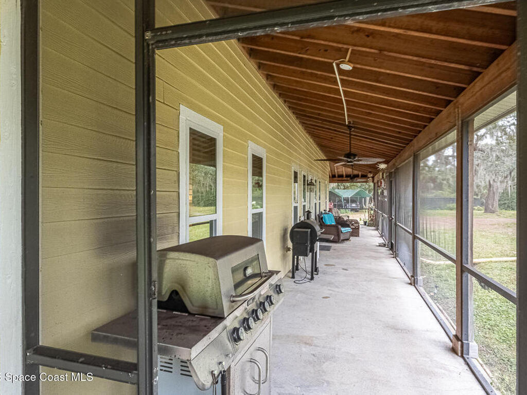 5000 Gandy Road, Mims, FL 32754