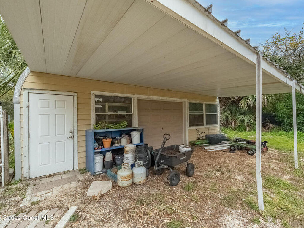 5000 Gandy Road, Mims, FL 32754