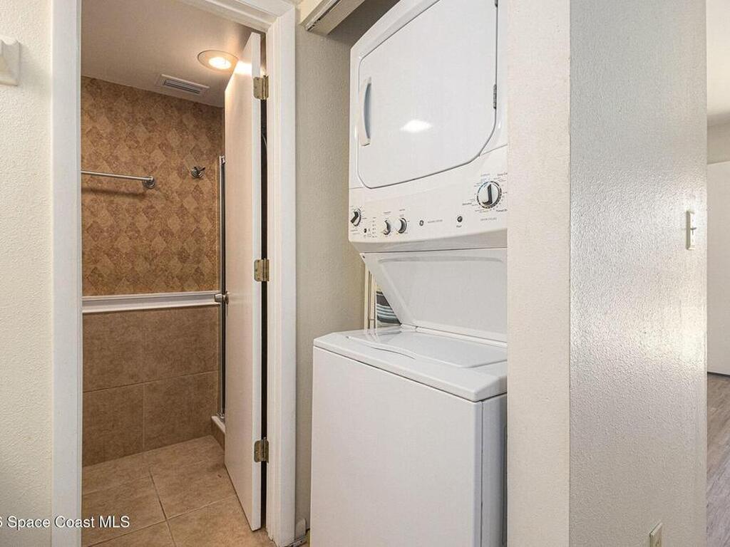 1601 Sunny Brook Lane, Palm Bay, FL 32905