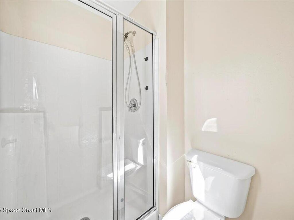 1640 Vista Lake Circle, Melbourne, FL 32904