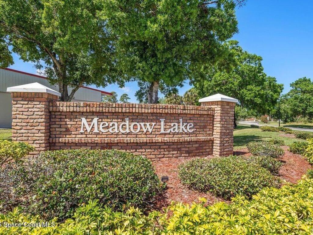 1640 Vista Lake Circle, Melbourne, FL 32904