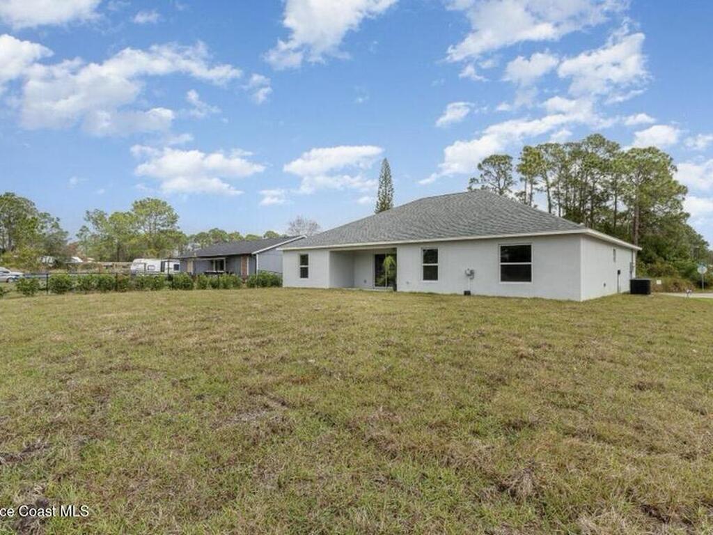 323 Santa Martia Street, Palm Bay, FL 32908