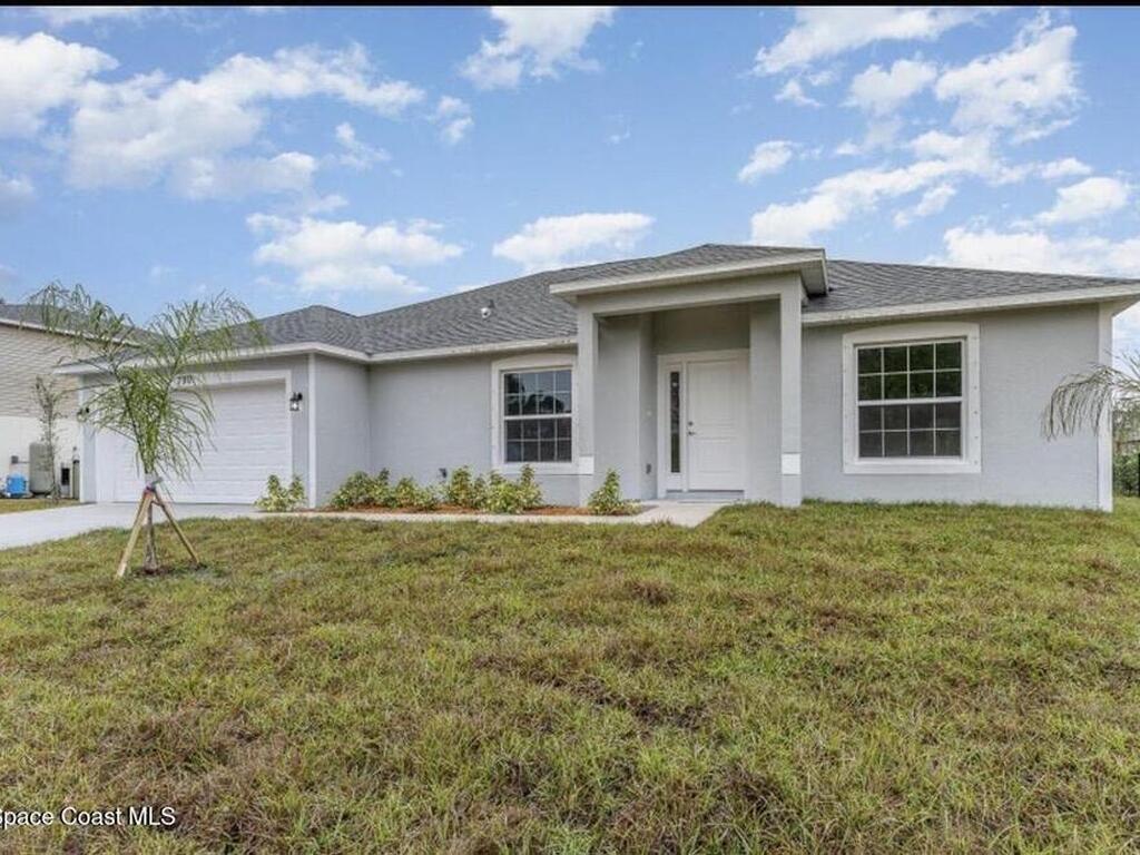 323 Santa Martia Street, Palm Bay, FL 32908
