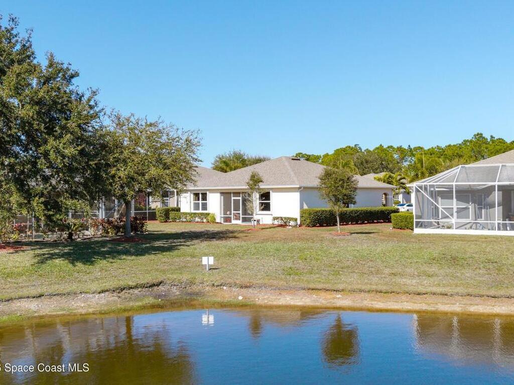 336 Gardendale Circle, Palm Bay, FL 32909