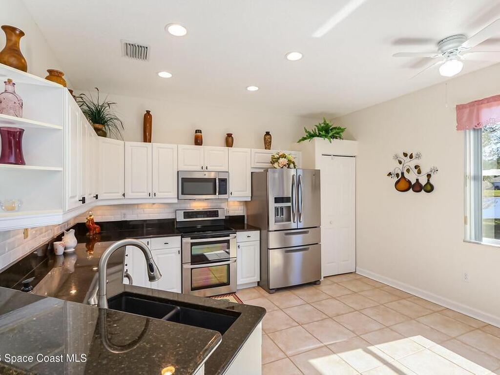 336 Gardendale Circle, Palm Bay, FL 32909