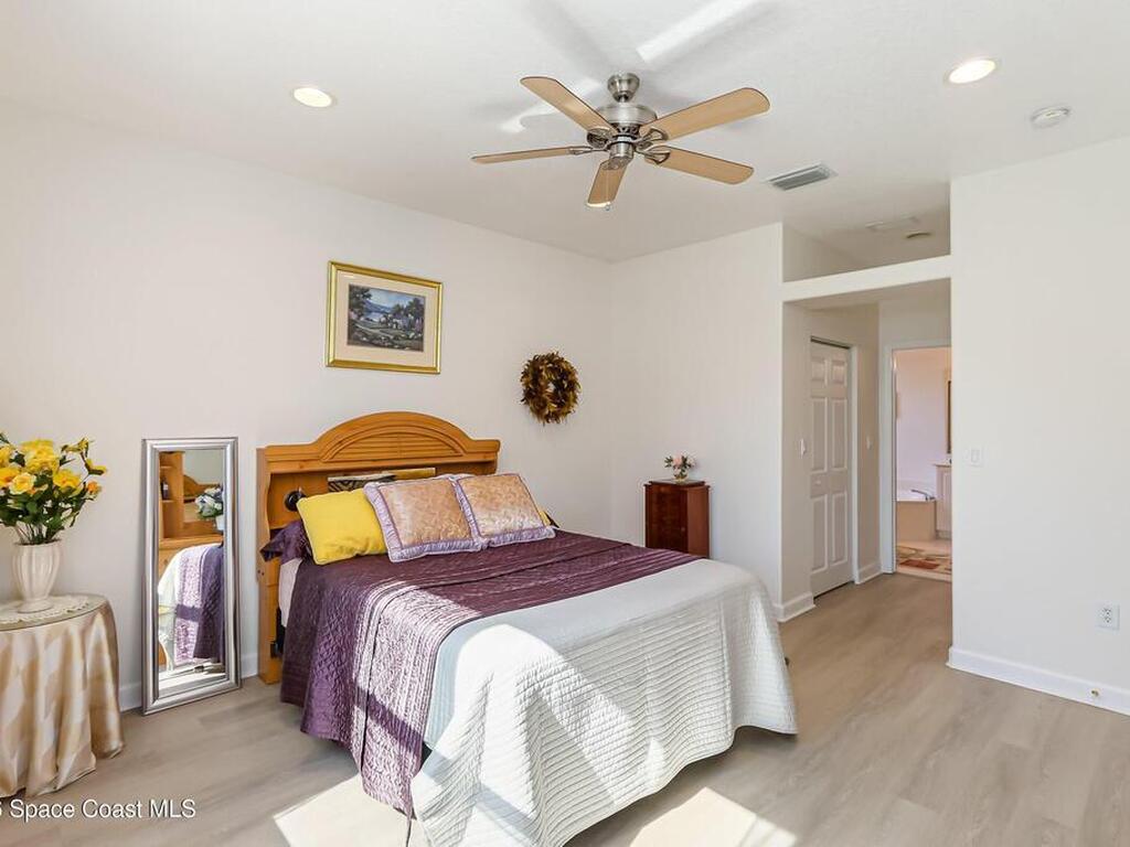 336 Gardendale Circle, Palm Bay, FL 32909