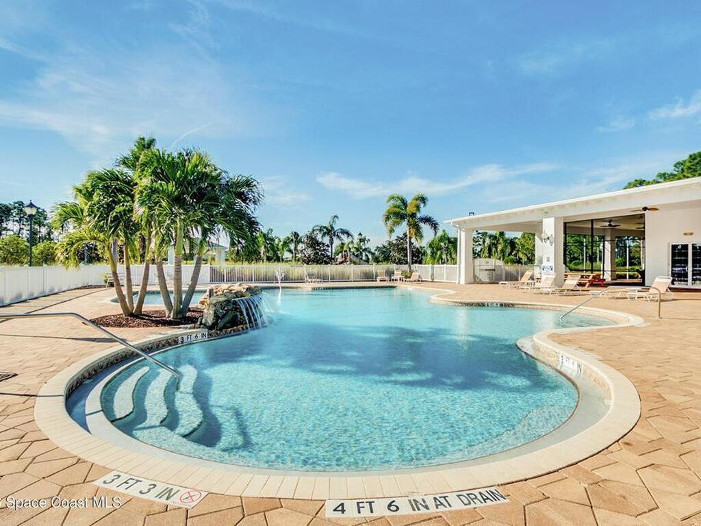 336 Gardendale Circle, Palm Bay, FL 32909