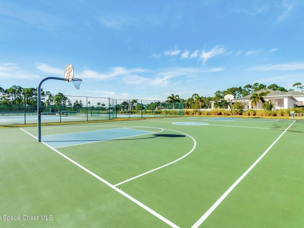 336 Gardendale Circle, Palm Bay, FL 32909